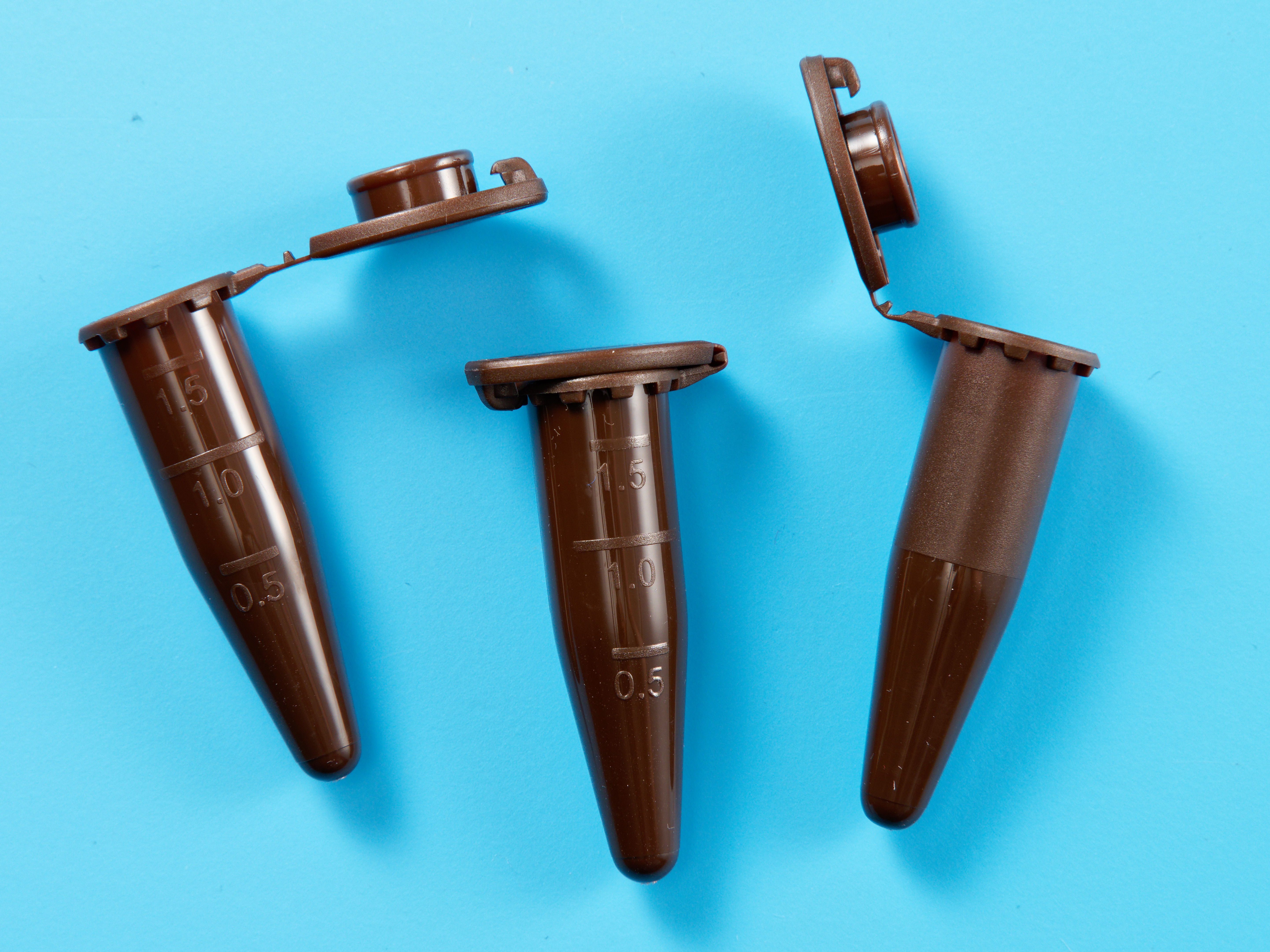 Микроцентрифужная пробирка объем 1,5 мл с замком "Lid Lock", CFT-020-015