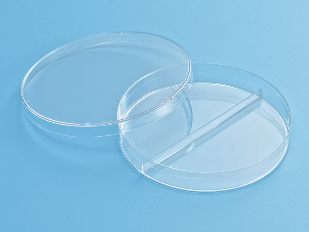 Чашка Петри 90*15 мм, двухсекционная, вентилируемая
