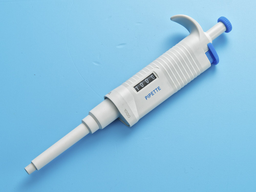 Дозатор 1-канальный переменного объема 100 - 1000 мкл, 6015031