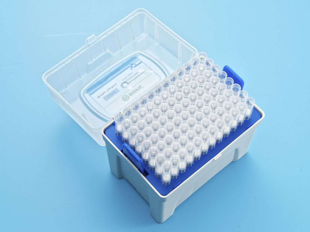 Наконечники для дозаторов с фильтром объём 100-1250 мкл, 96 штук в штативе