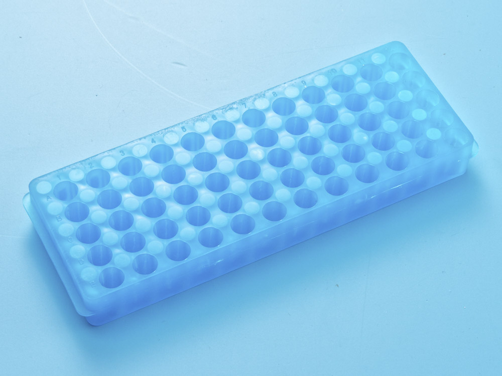 Штатив для пробирок 0,5 мл и 1,5 мл 60 лунок, HP4015