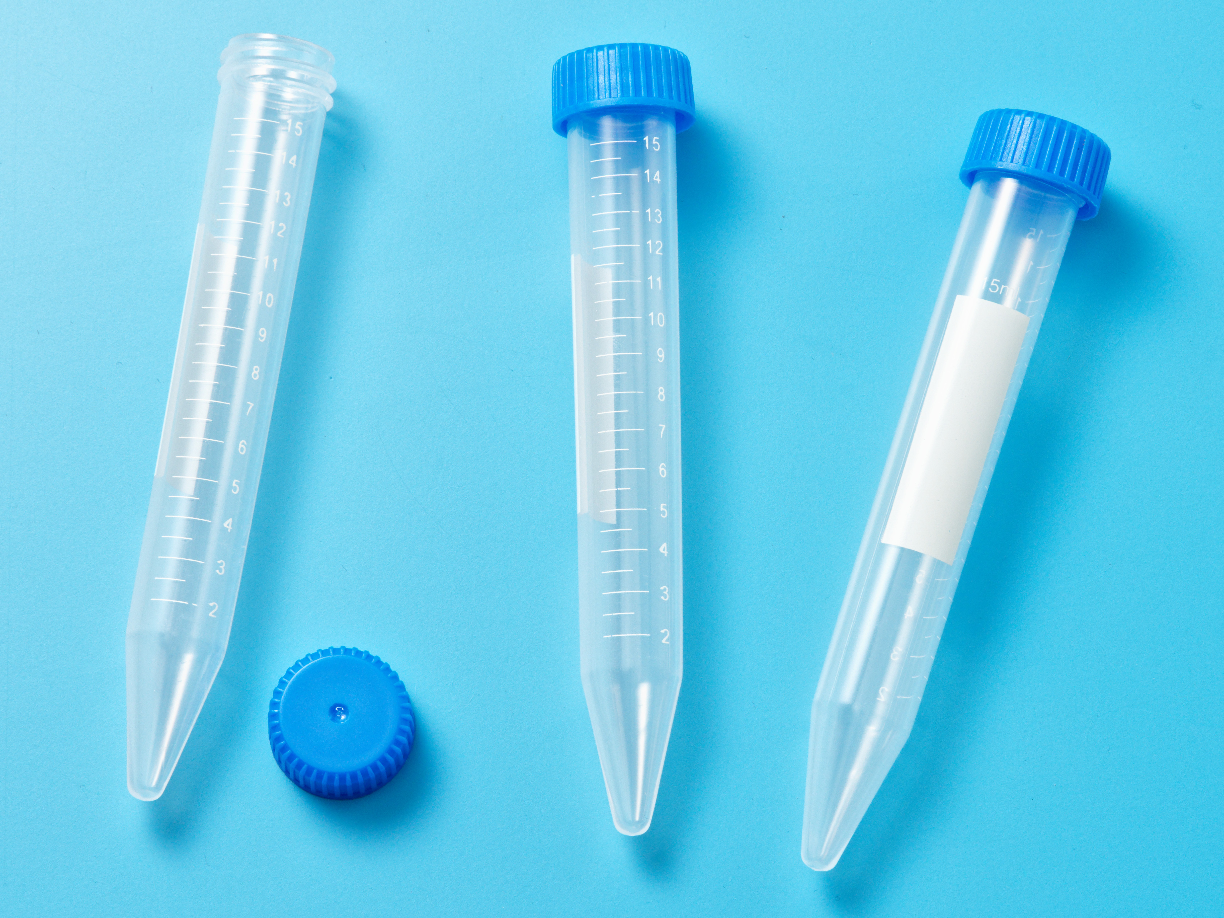 Пробирка 15 мл с завинчивающейся крышкой, HP1004